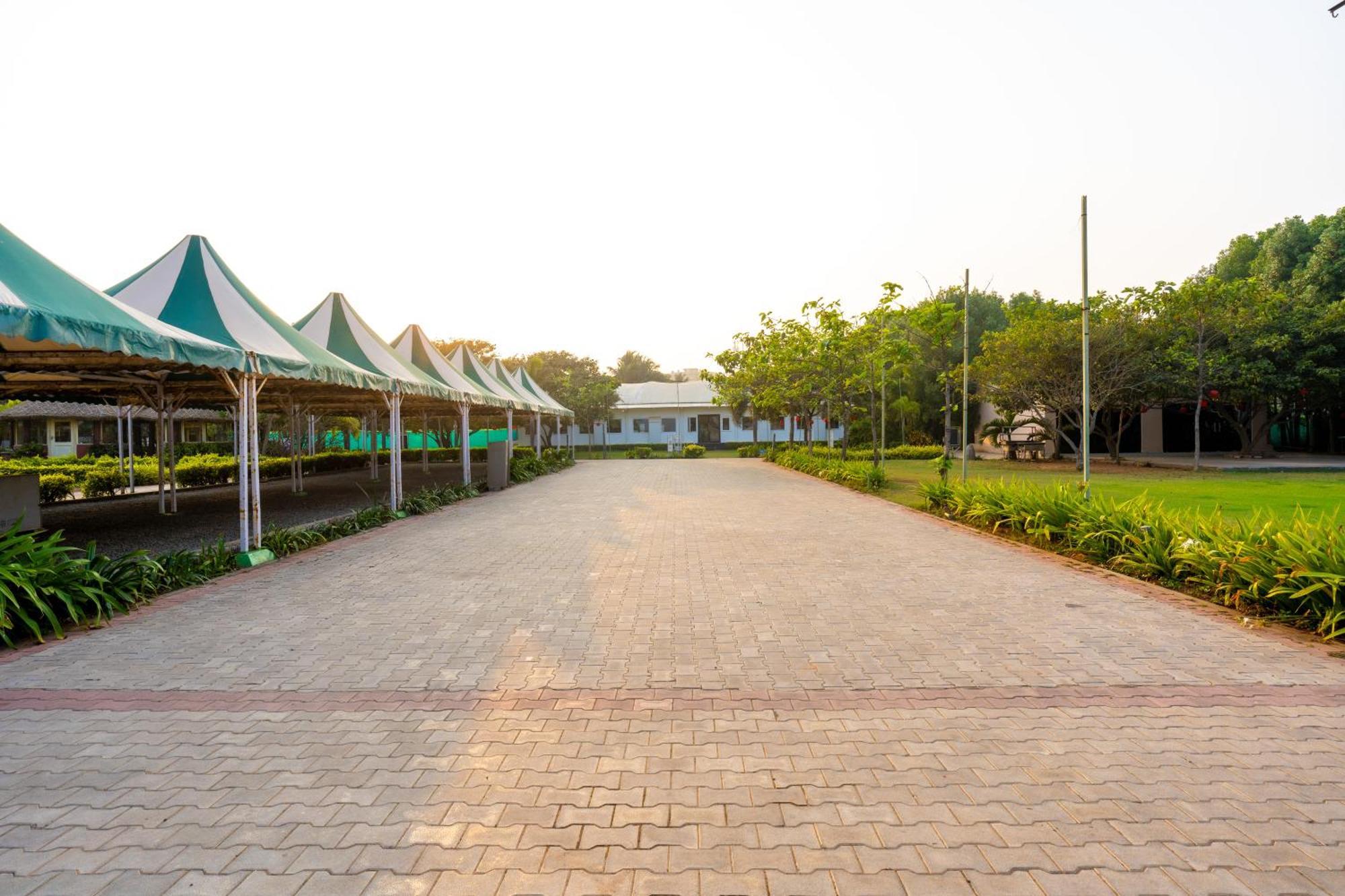 Shore Front Resort Visakhapatnam Zewnętrze zdjęcie